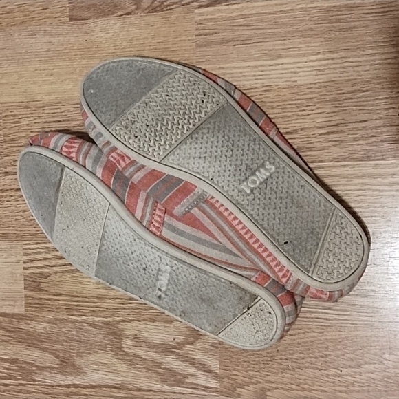 Toms Slip On Espadrilles Flats Size 10 Classic Style For Everyday Use - Picture 4 of 4